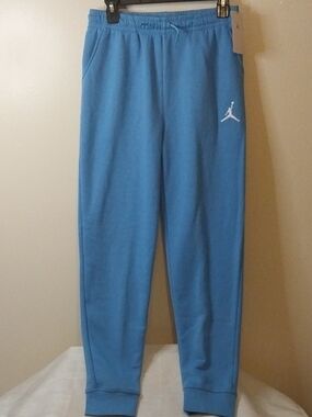 NWT Jordan Kids XL University Blue Fleece Joggers